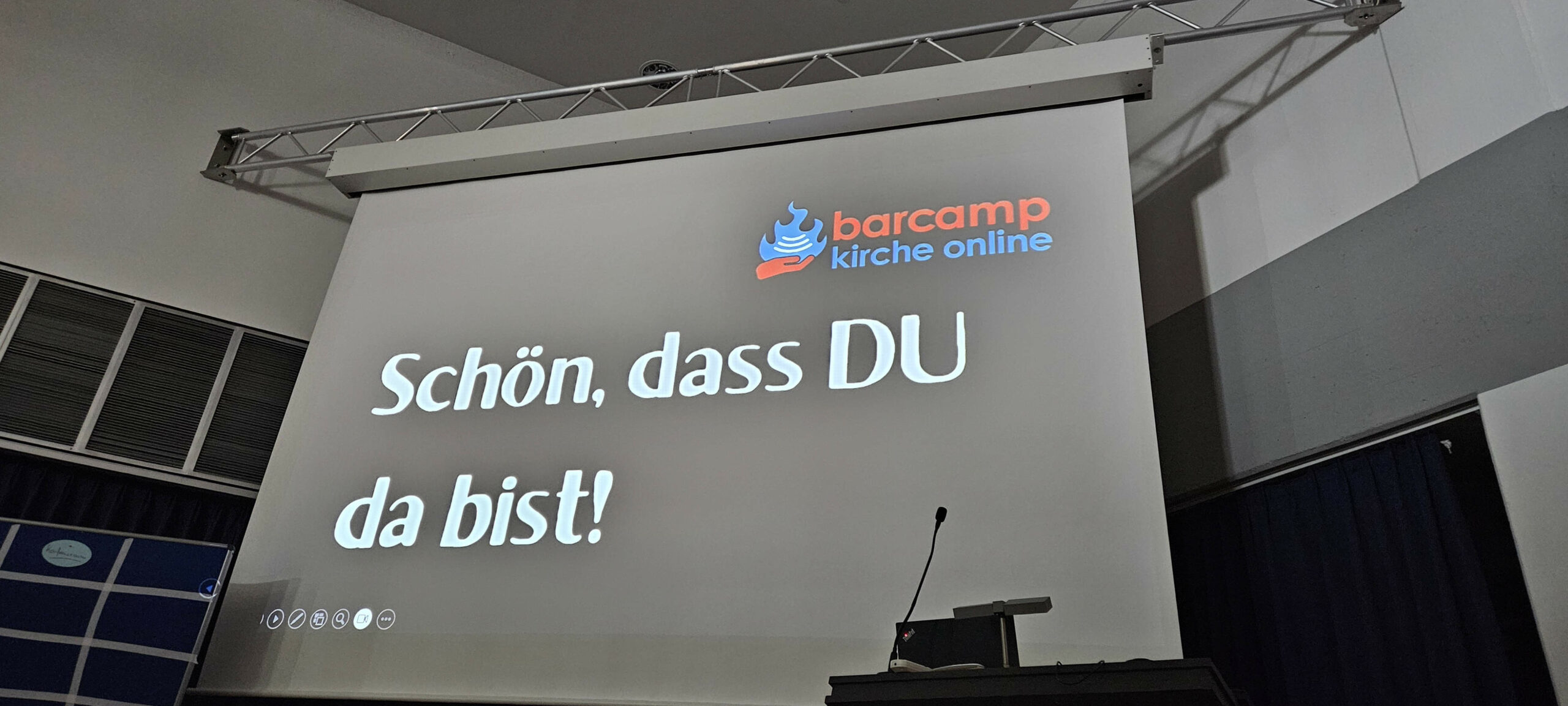 Barcamp Leinwand: Schön, dass Du da bist!